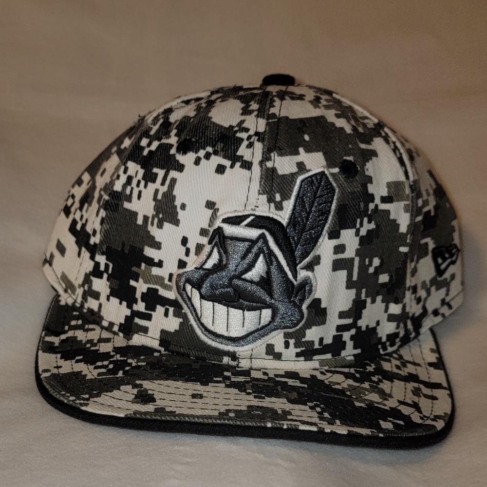 Cleveland Indians New Era hat chief wahoo digital camouflage vintage 20years old